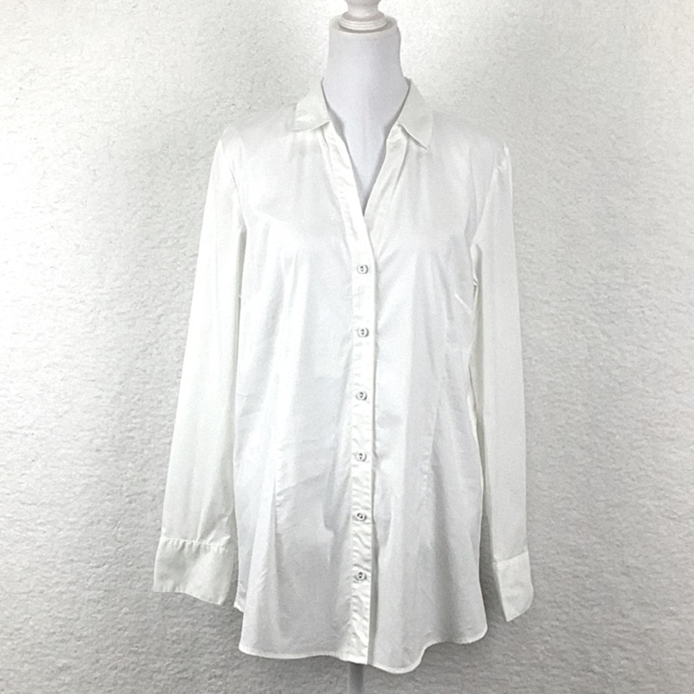 J. Jill Women’s Size Medium White Long Sleeve Poplin Tunic Button Down Shirt.